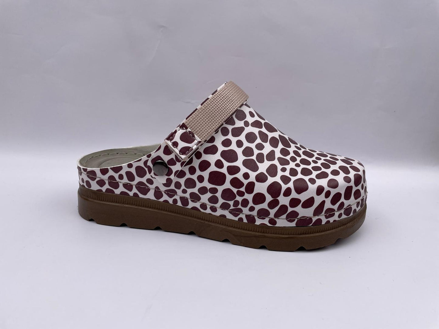 Women's Printed Sabo Clogs | Wholesale Bulk Footwear — Lightweight & Durable
