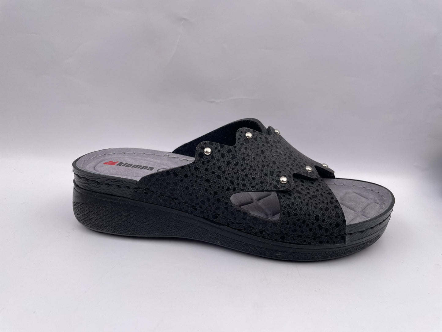 Womens Slippers 1541488