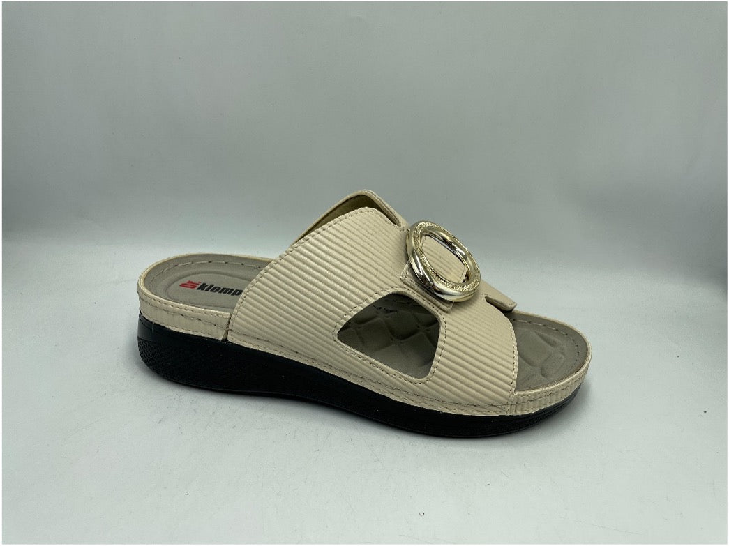 Womens Slippers 1541297