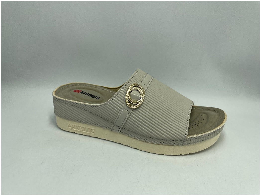 Womens Slippers 1541300
