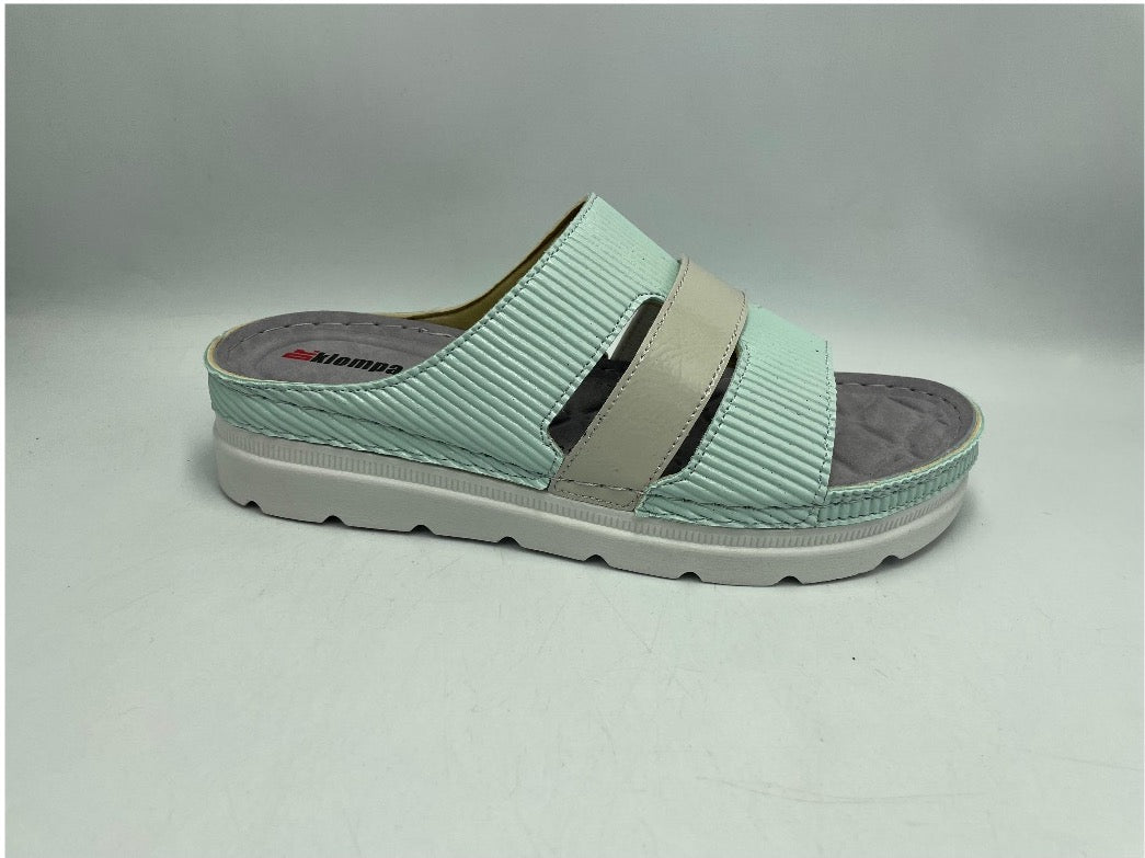 Womens Slippers 1541298