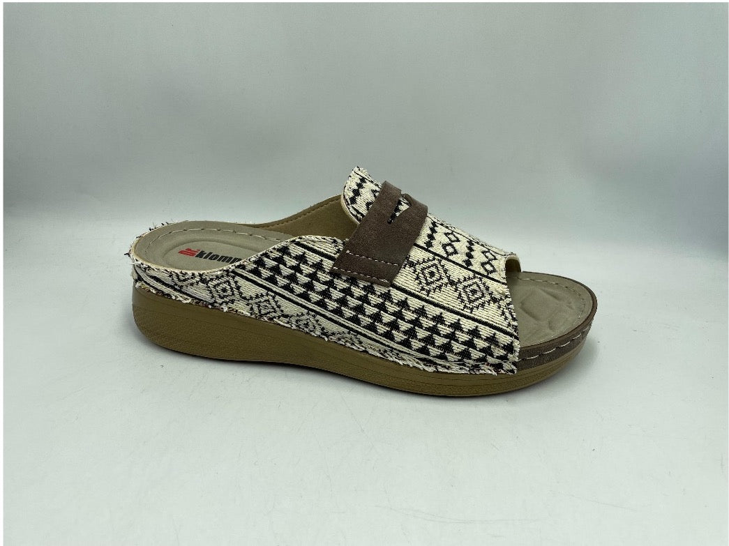 Womens Slippers 1541299