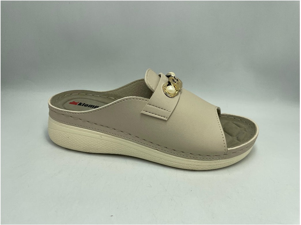 Womens Slippers 1541299