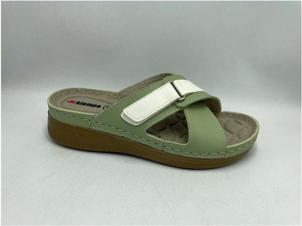 Womens Slippers 1541017