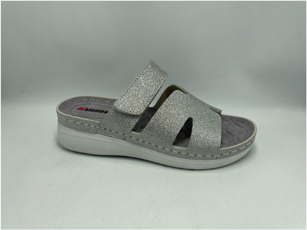 Womens Slippers 1541164