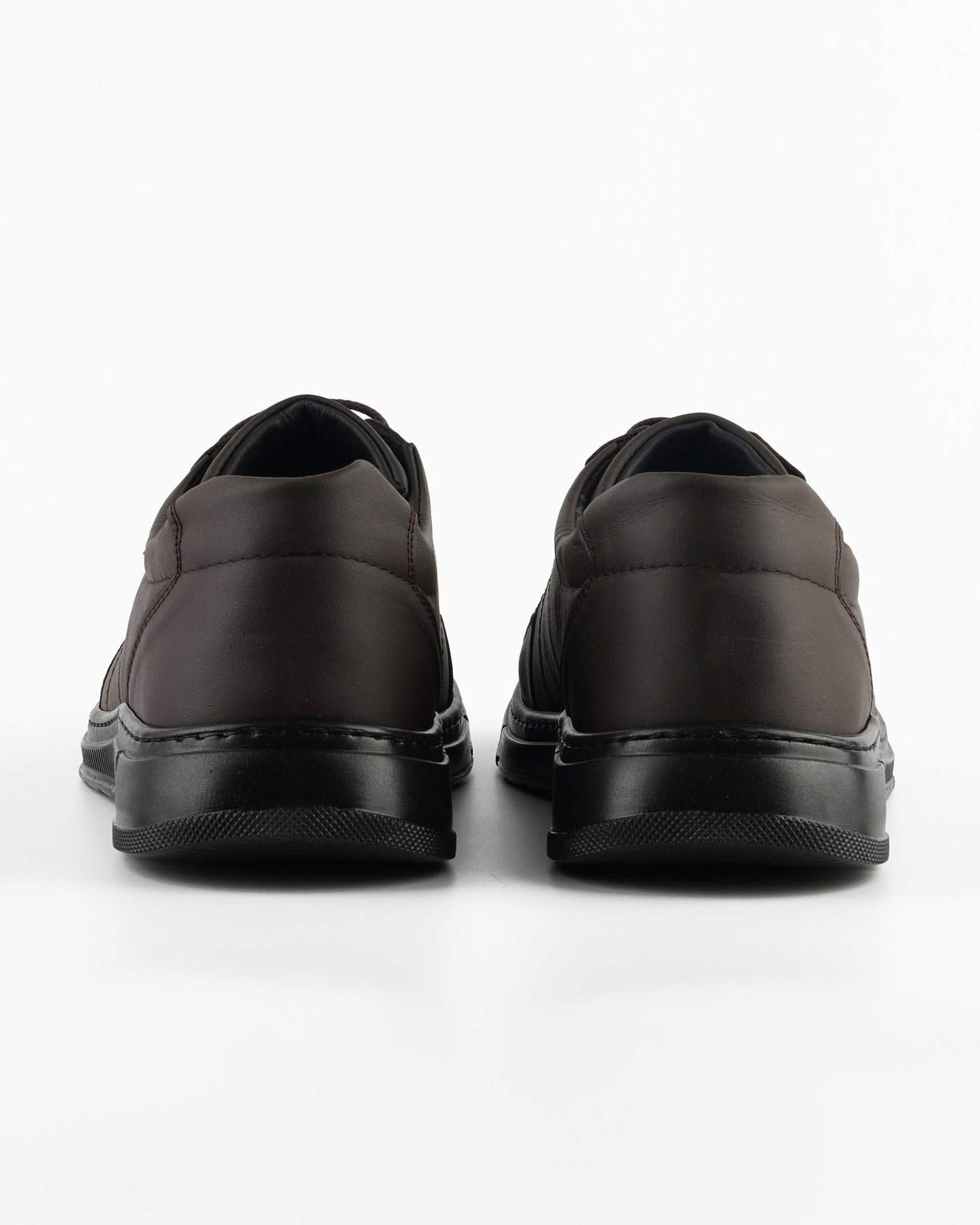 Men’s Casual Shoes — Lightweight, Durable & Versatile for Wholesale