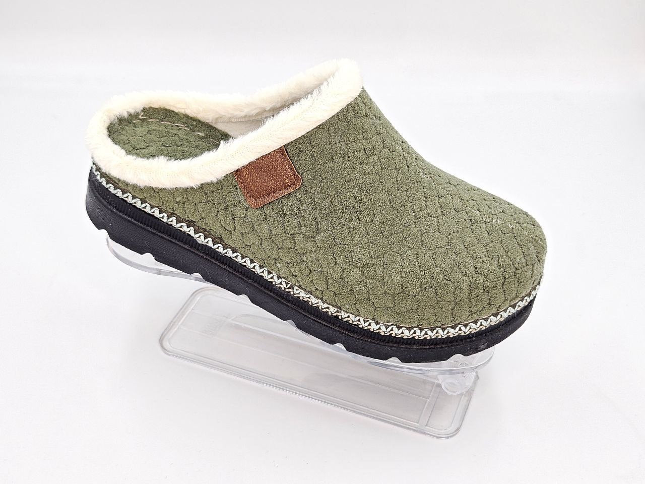 Women’s Winter Sabo Clogs — Warm, Comfortable & Wholesale-Ready