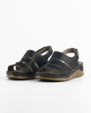 Black : Synthetic Fanetta