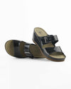 Black : Synthetic Simli