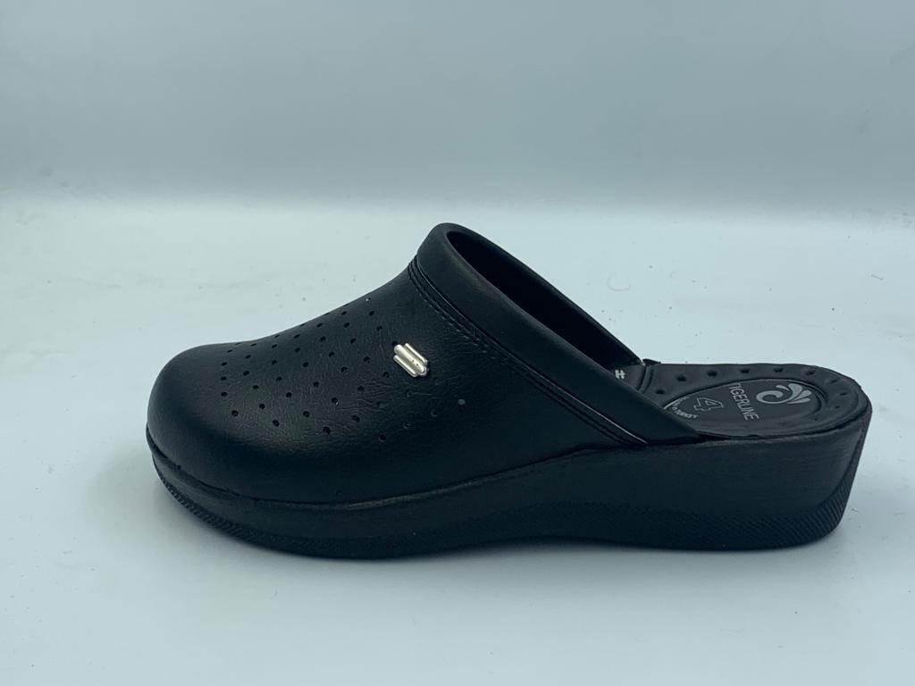 Women’s Sabo Clogs — Orthopedic Comfort, Durable & Wholesale-Friendly