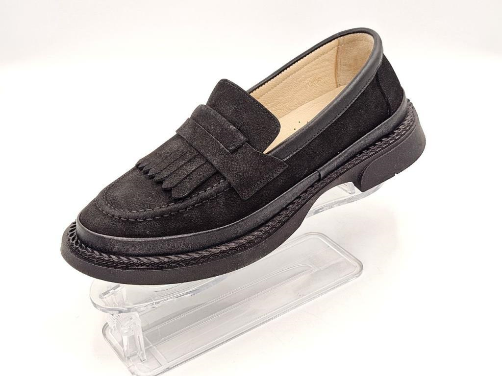 Women’s Casual Wholesale Shoes — Versatile, Durable & Profit‑Driven