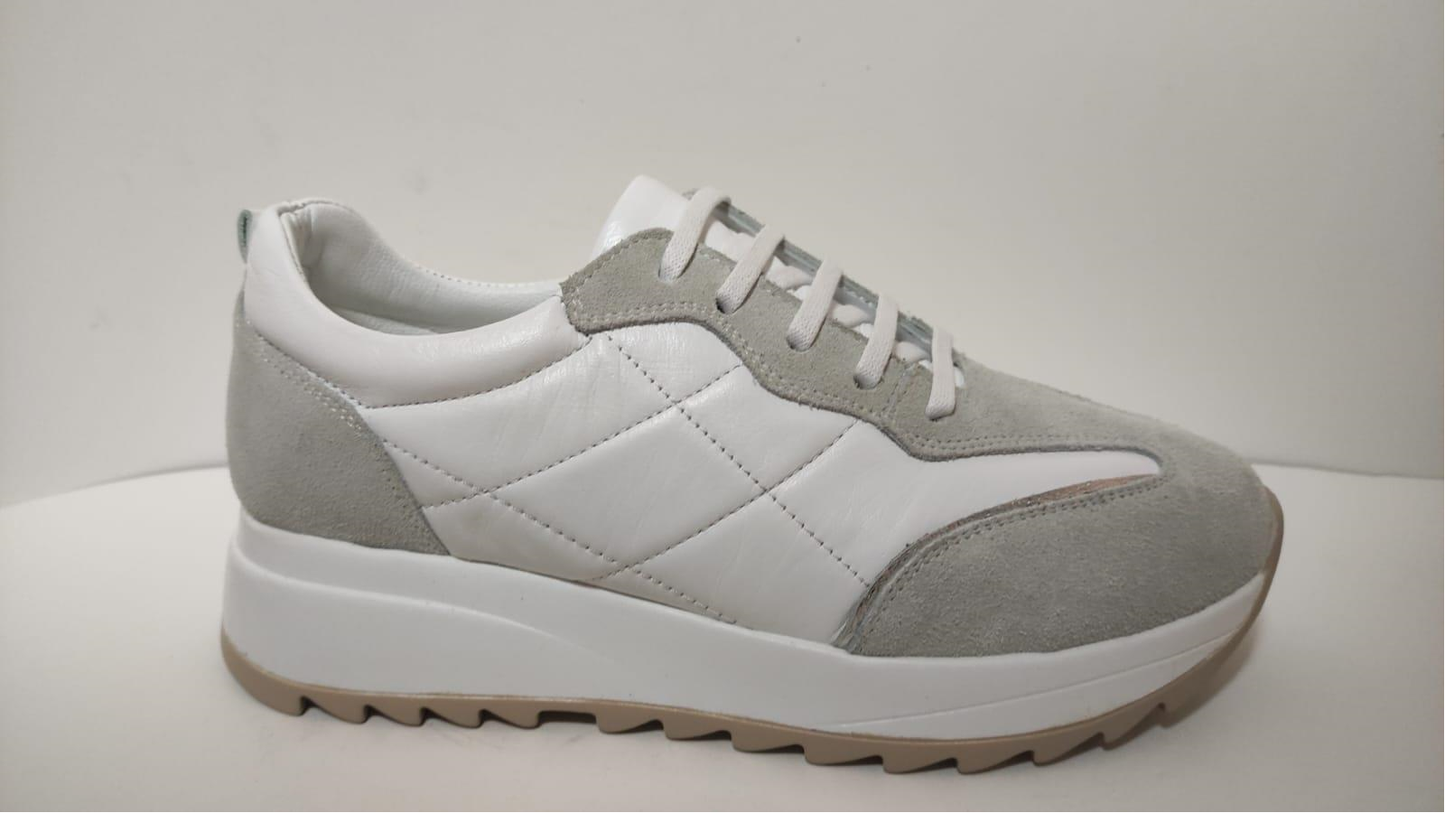 Women’s Casual Wholesale Shoes — Versatile, Durable & Profit‑Driven