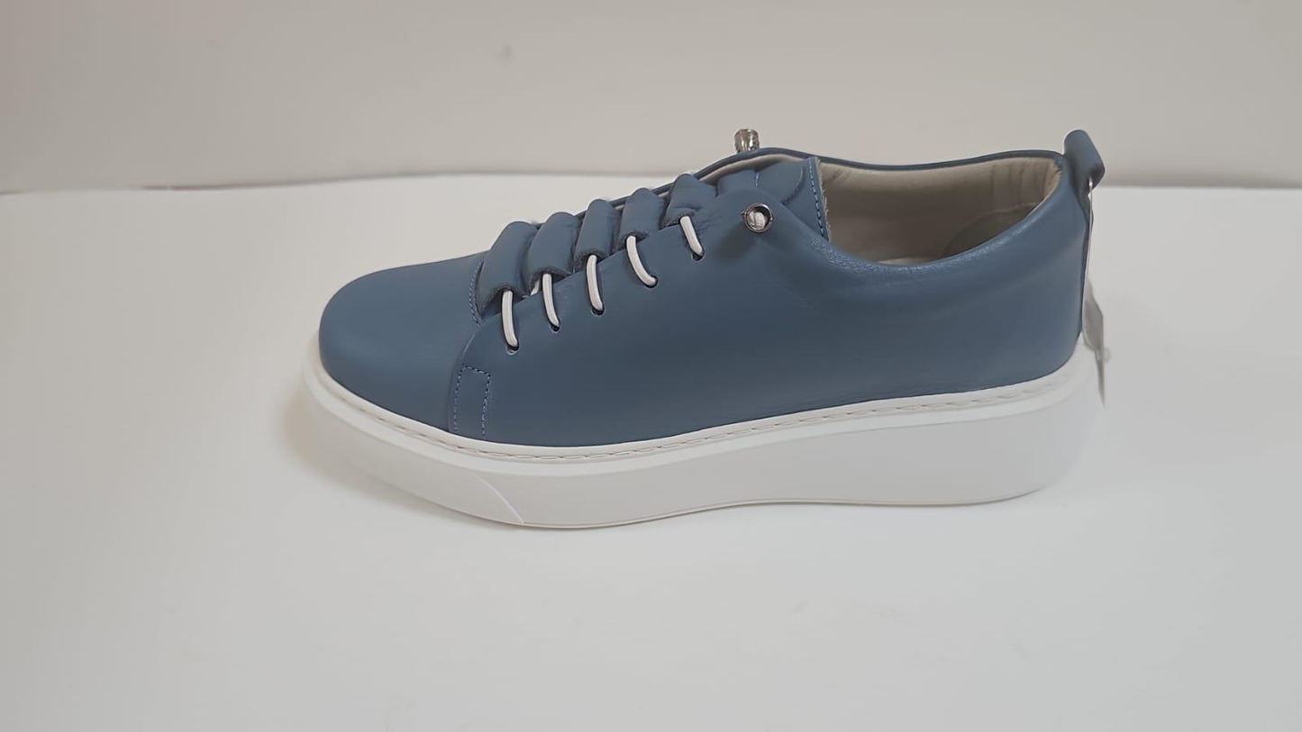 Women’s Casual Wholesale Shoes — Versatile, Durable & Profit‑Driven