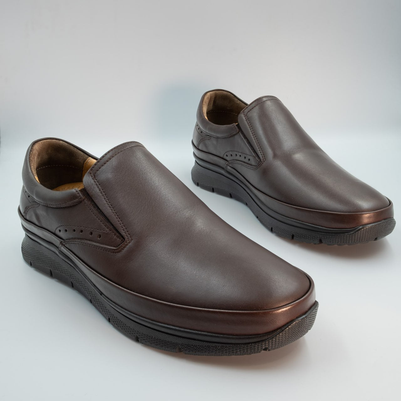Men’s Business-Loafers for Wholesale — Professional & Durable