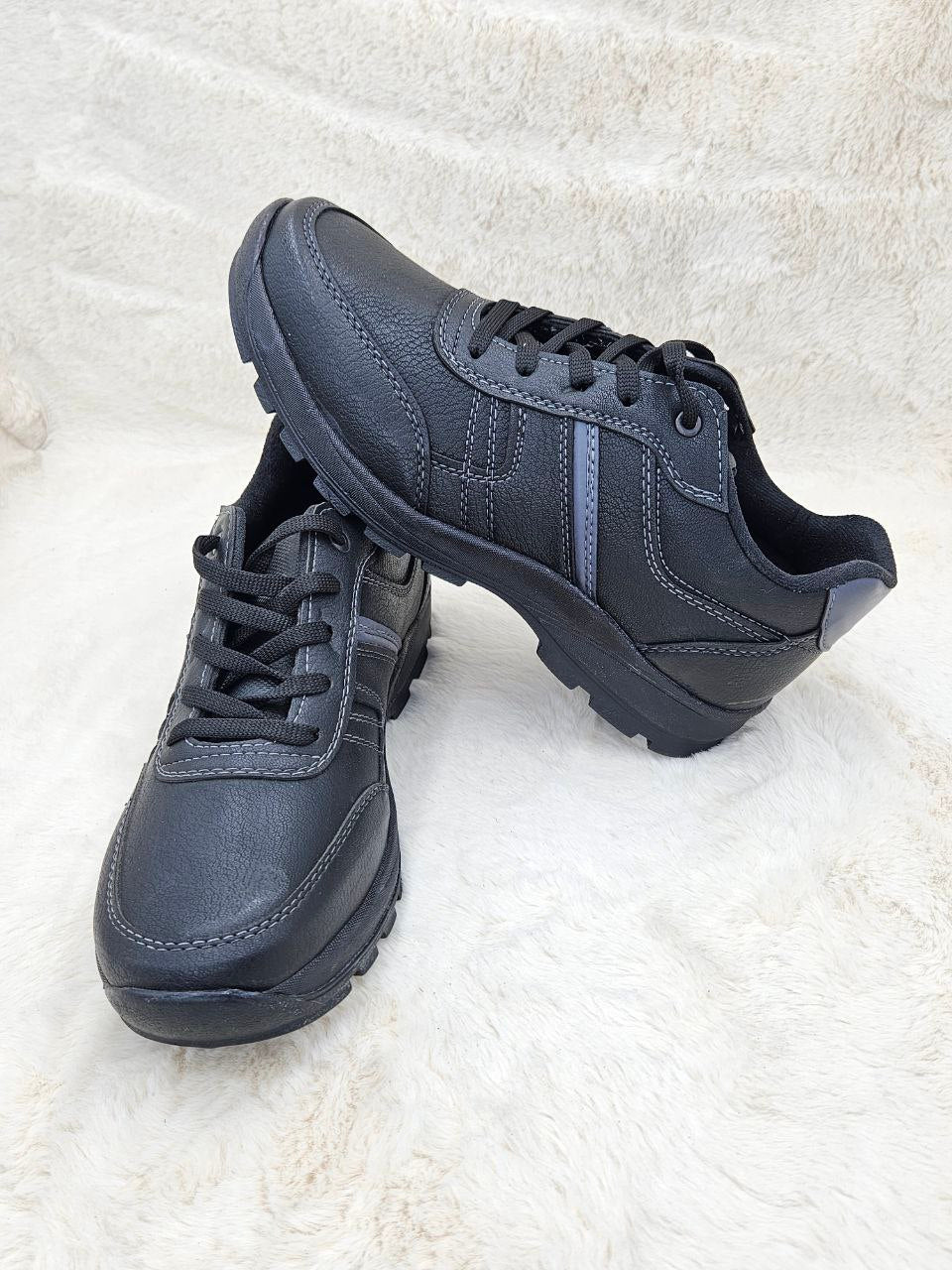 Men’s Casual Shoes — Lightweight, Durable & Versatile for Wholesale