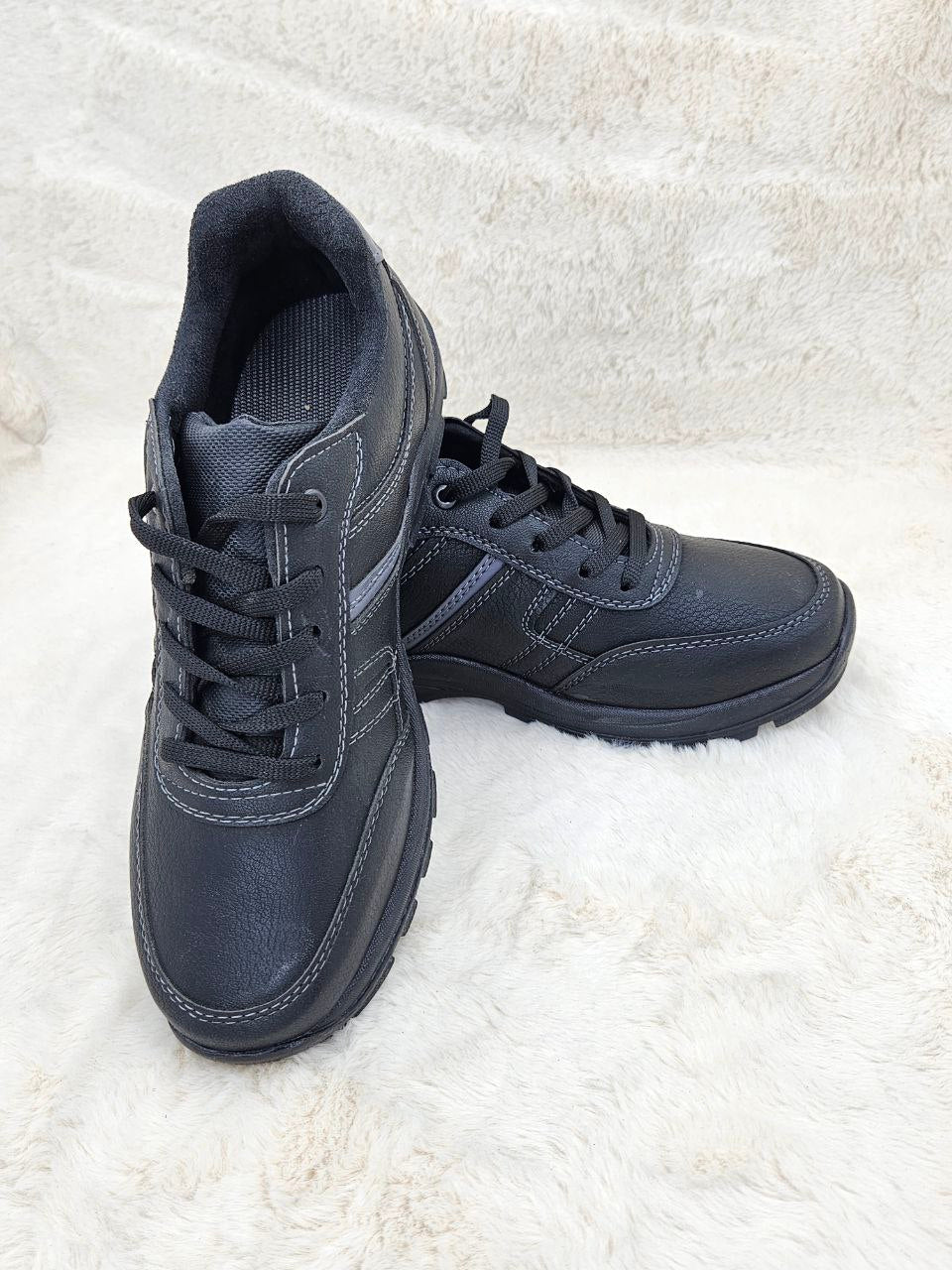 Men’s Casual Shoes — Lightweight, Durable & Versatile for Wholesale