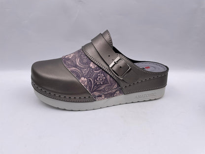 Women's Orthopedic Sabo Clogs Wholesale | Ergonomic, Durable & Bulk-Ready Work Footwear