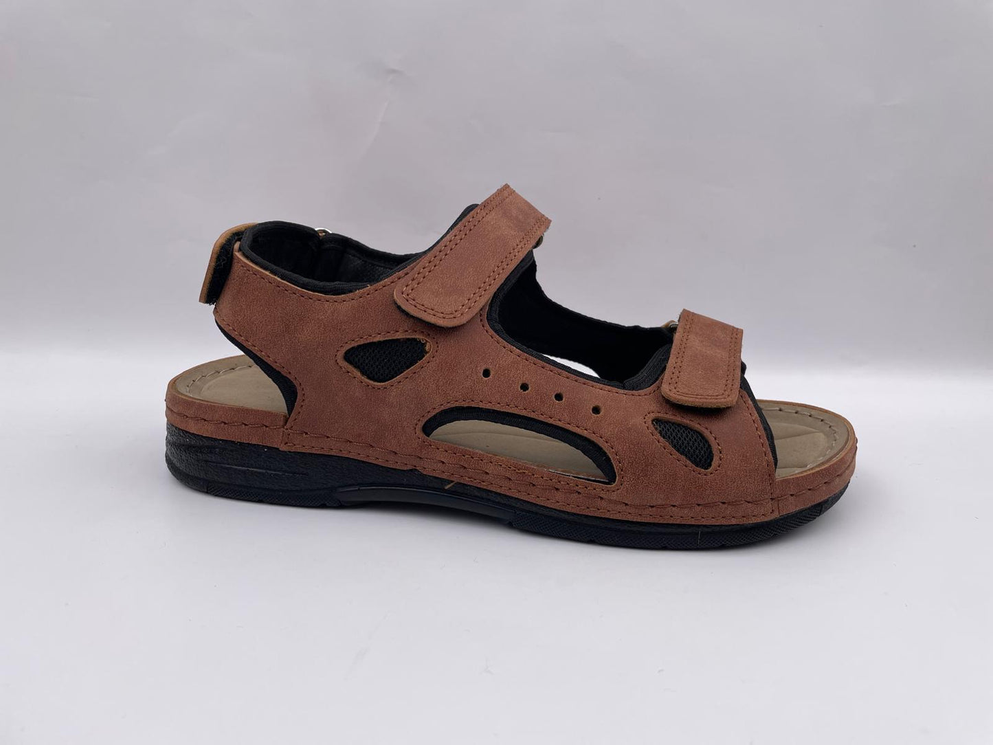 Men's Casual Sandals Wholesale | Flexible, Breathable & Bulk-Ready Year-Round Footwear