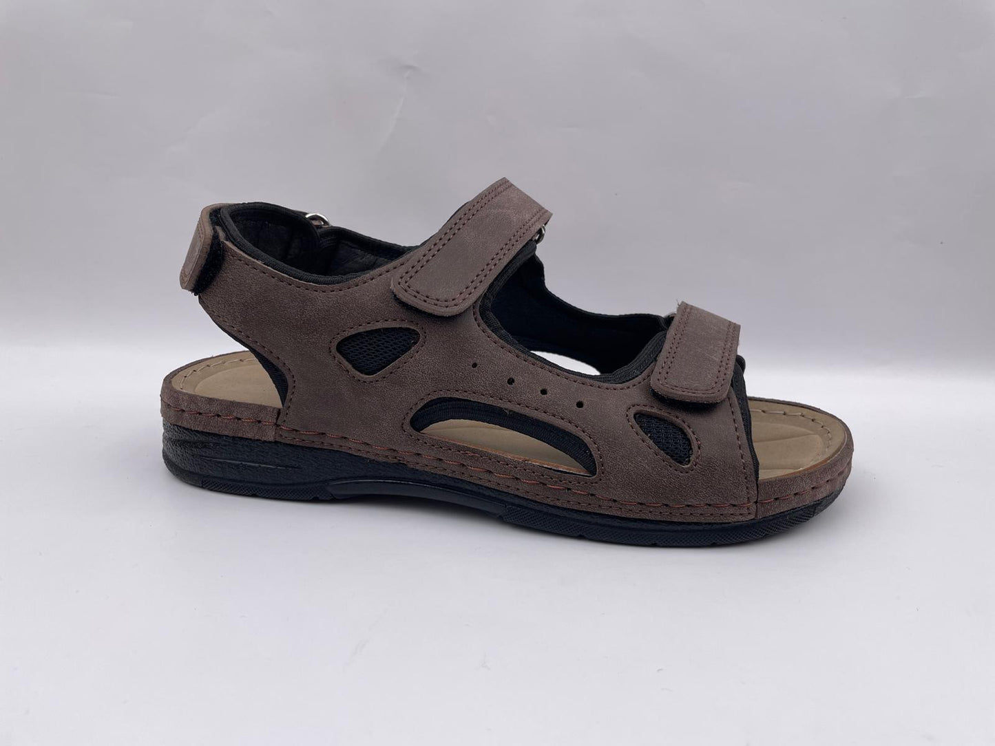 Men's Casual Sandals Wholesale | Flexible, Breathable & Bulk-Ready Year-Round Footwear