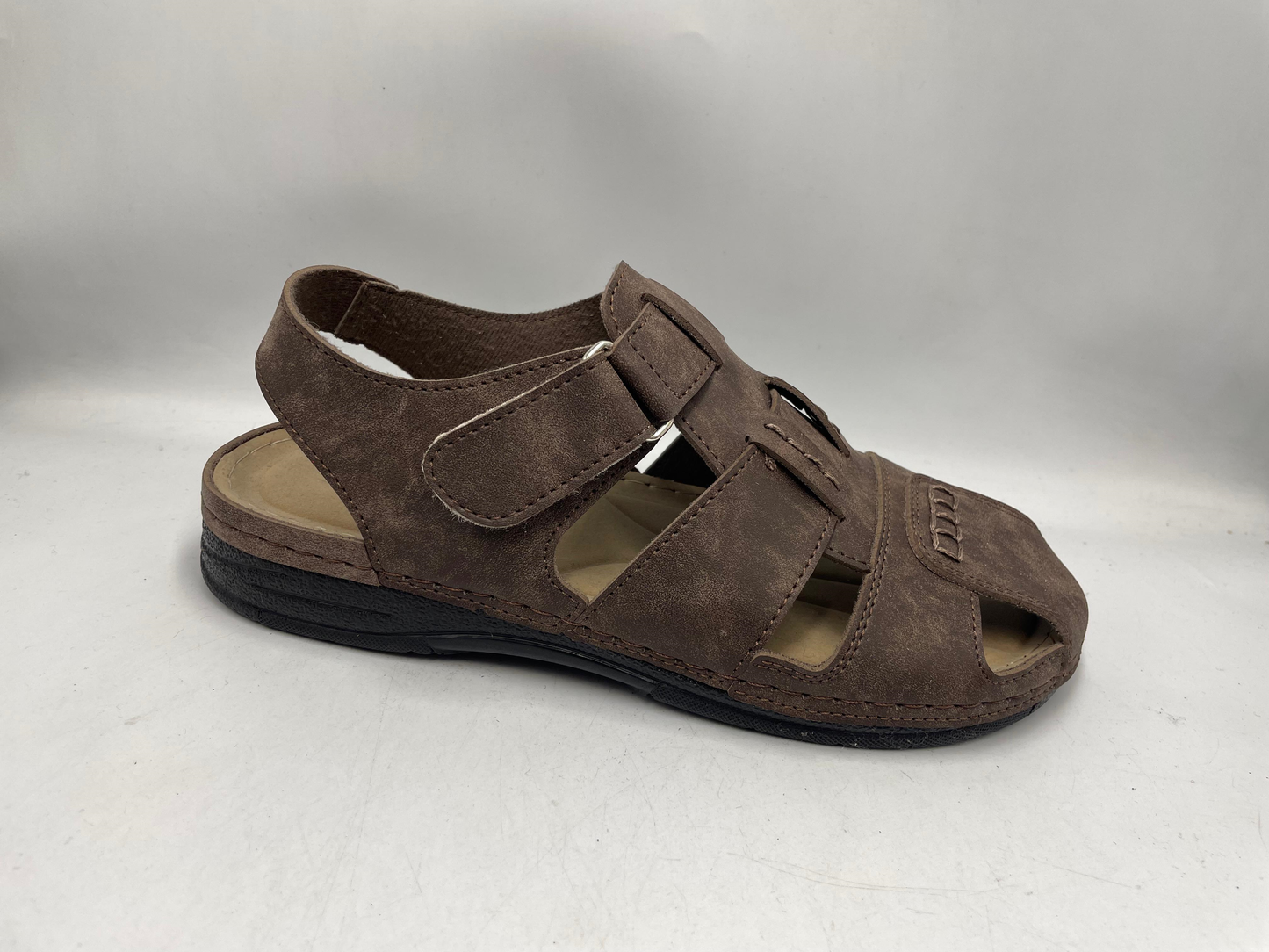 صنادل رجالية 154164 صور نجمة مات فقط