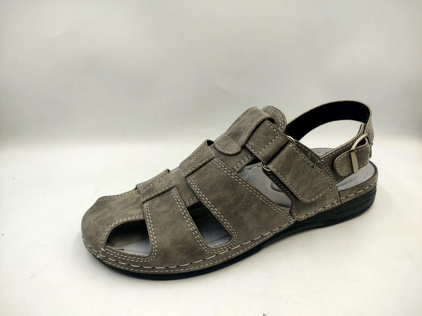 Men's Casual Sandals Wholesale | Flexible, Breathable & Bulk-Ready Year-Round Footwear