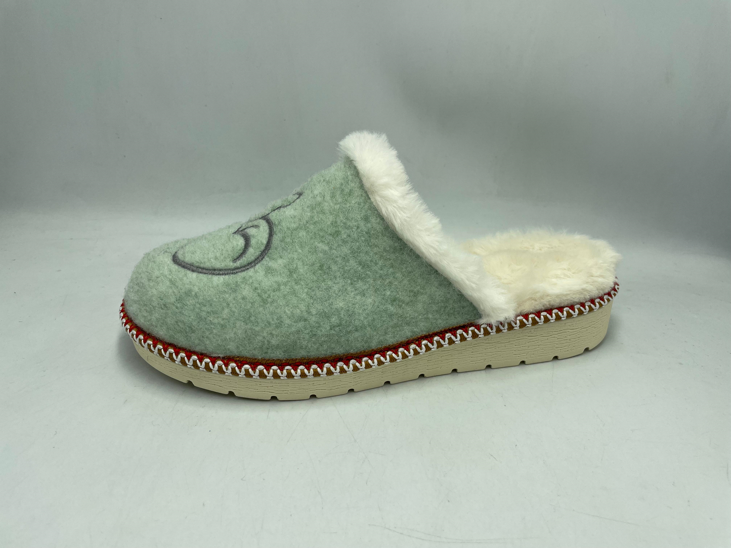 Women’s Winter Sabo Clogs — Warm, Comfortable & Wholesale-Ready