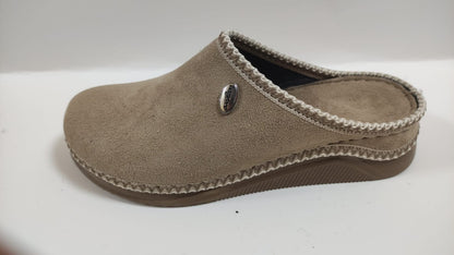 Women's Orthopedic Sabo Clogs Wholesale | Ergonomic, Durable & Bulk-Ready Work Footwear