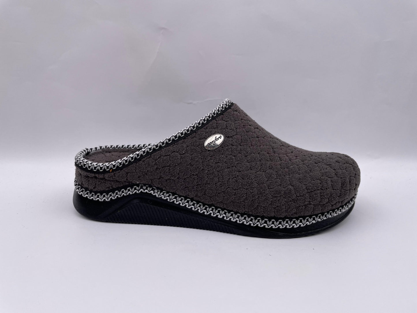 Women's Orthopedic Sabo Clogs Wholesale | Ergonomic, Durable & Bulk-Ready Work Footwear