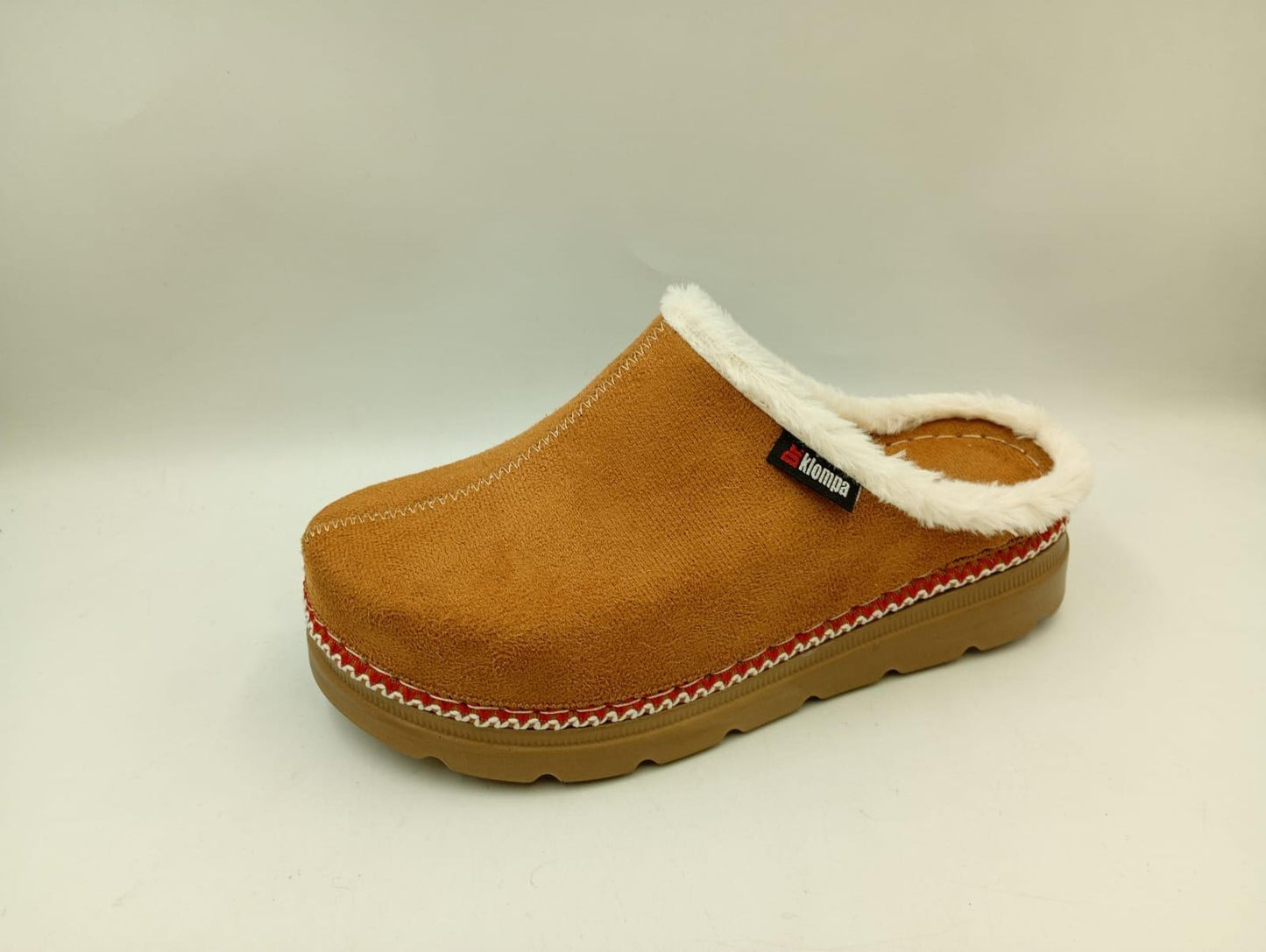 Women's Winter Sabo Clogs Wholesale | Warm, Non-Slip & Bulk-Ready Cold-Season Footwear