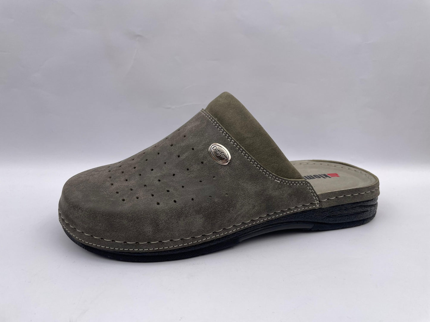 Men's Orthopedic Sabo Clogs Wholesale | Ergonomic, Durable & Bulk-Ready Work Footwear