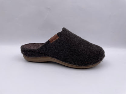 Women's Orthopedic Sabo Clogs Wholesale | Ergonomic, Durable & Bulk-Ready Work Footwear