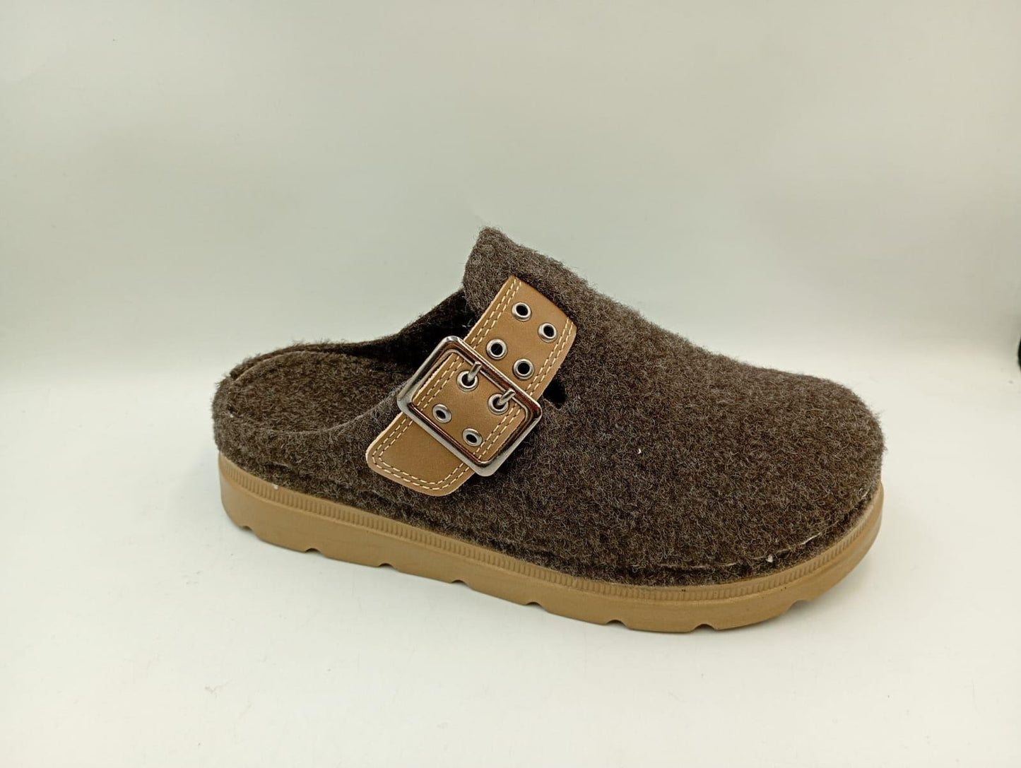 Women's Orthopedic Sabo Clogs Wholesale | Ergonomic, Durable & Bulk-Ready Work Footwear