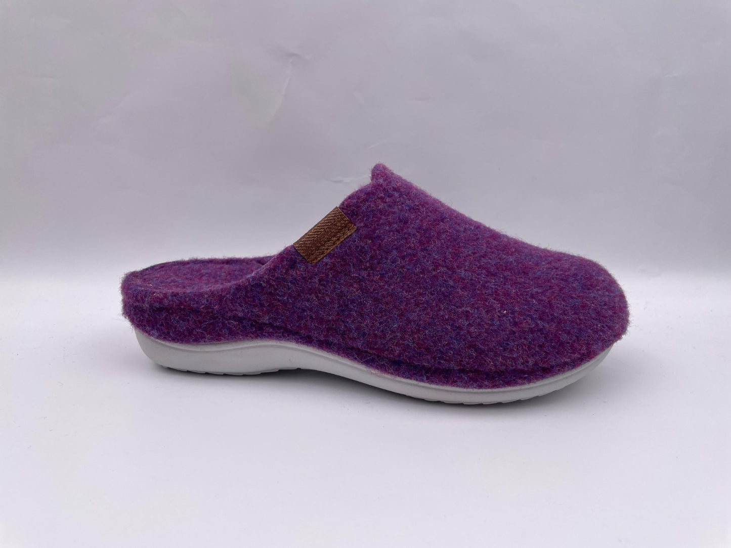 Women's Orthopedic Sabo Clogs Wholesale | Ergonomic, Durable & Bulk-Ready Work Footwear