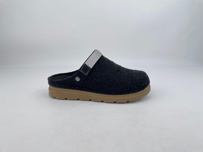 Women's Orthopedic Sabo Clogs Wholesale | Ergonomic, Durable & Bulk-Ready Work Footwear