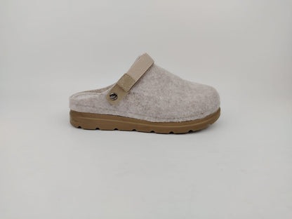 Women's Orthopedic Sabo Clogs Wholesale | Ergonomic, Durable & Bulk-Ready Work Footwear