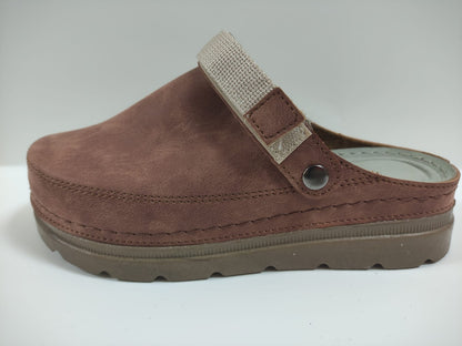 Women's Orthopedic Sabo Clogs Wholesale | Ergonomic, Durable & Bulk-Ready Work Footwear