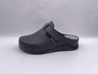 Women's Orthopedic Sabo Clogs Wholesale | Ergonomic, Durable & Bulk-Ready Work Footwear