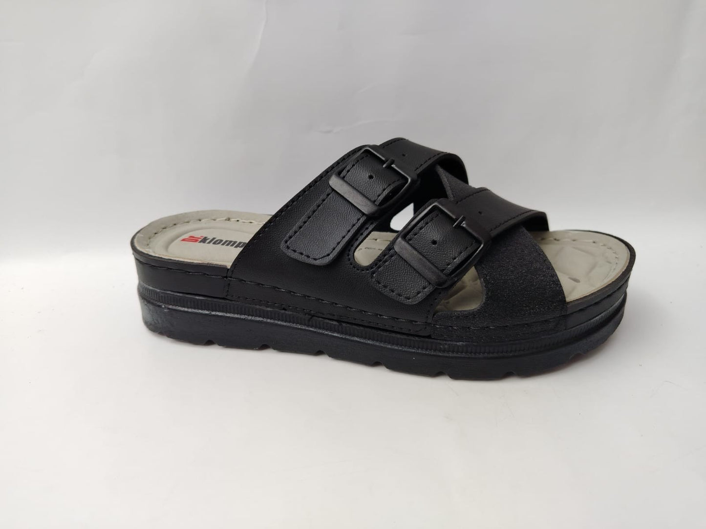 Womens Slippers 1541484