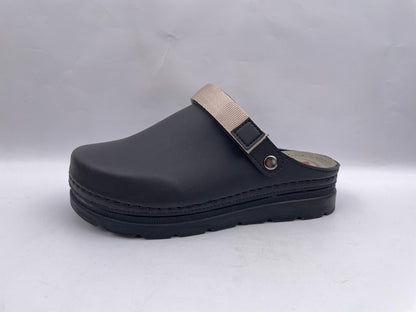 Women's Orthopedic Sabo Clogs Wholesale | Ergonomic, Durable & Bulk-Ready Work Footwear