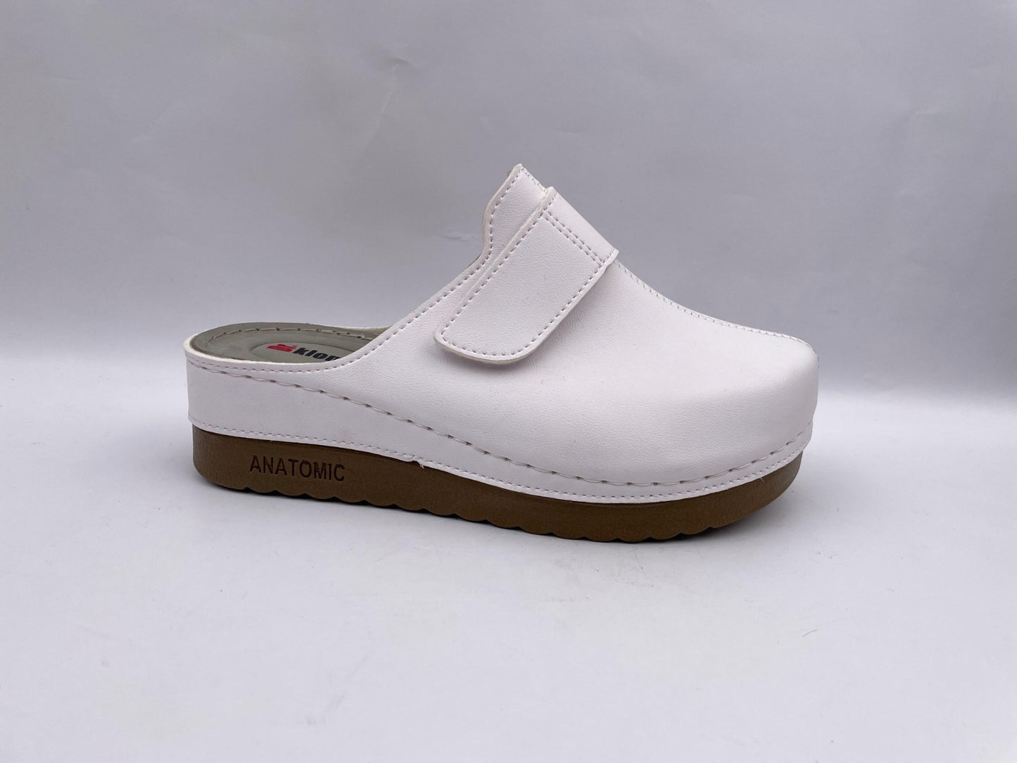Women's Orthopedic Sabo Clogs Wholesale | Ergonomic, Durable & Bulk-Ready Work Footwear