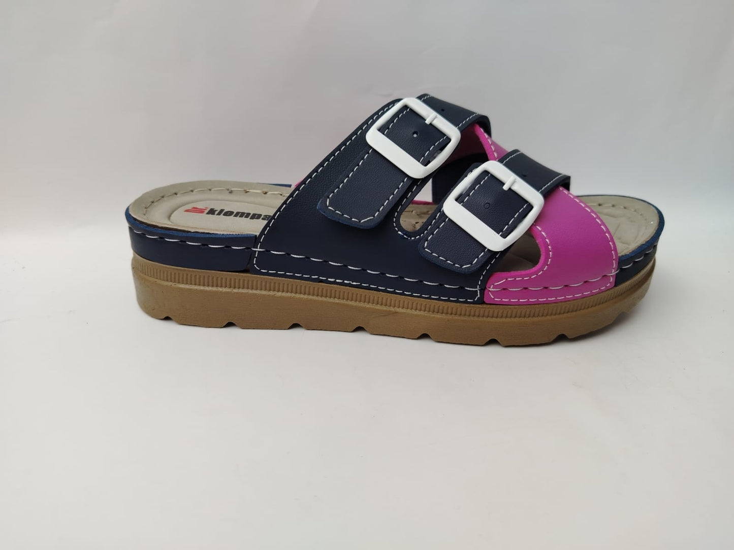 Womens Slippers 1541484
