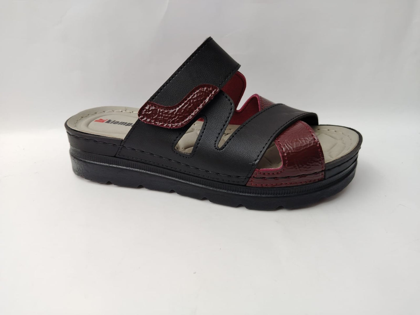 Womens Slippers 1541483