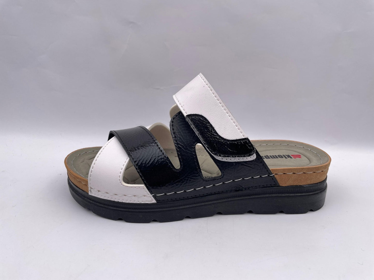 Womens Slippers 1541483