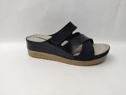 Women's Comfort Slippers Wholesale | Plush Cushioned, Lightweight & Bulk-Ready Footwear