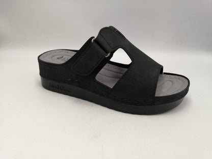 Women's Comfort Slippers Wholesale | Plush Cushioned, Lightweight & Bulk-Ready Footwear