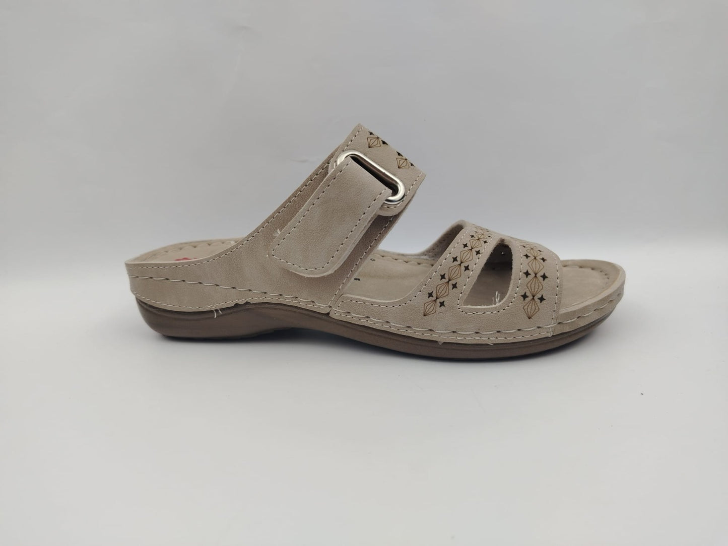 Women's Comfort Slippers Wholesale | Plush Cushioned, Lightweight & Bulk-Ready Footwear