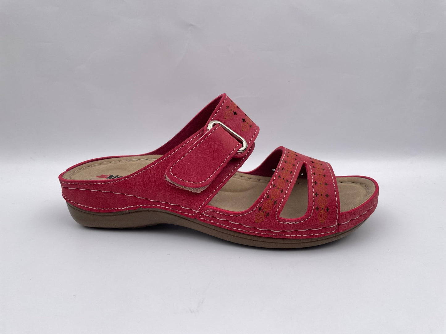 Women's Comfort Slippers Wholesale | Plush Cushioned, Lightweight & Bulk-Ready Footwear