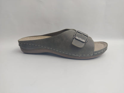 Women's Comfort Slippers Wholesale | Plush Cushioned, Lightweight & Bulk-Ready Footwear