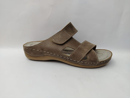 Women's Comfort Slippers Wholesale | Plush Cushioned, Lightweight & Bulk-Ready Footwear