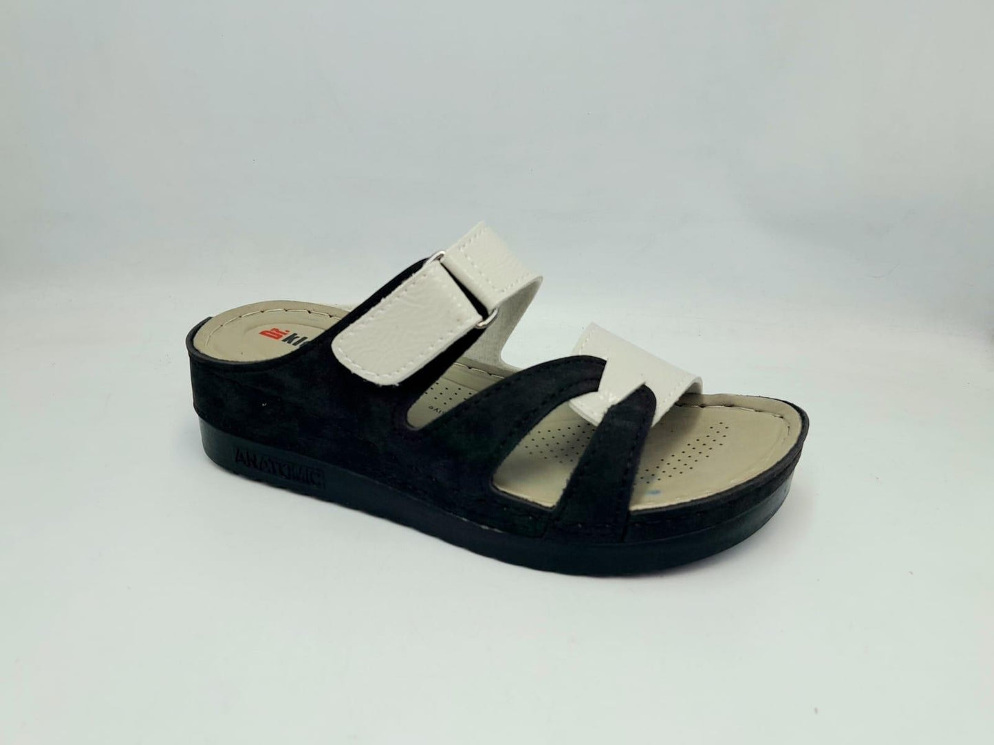 Women's Comfort Slippers Wholesale | Plush Cushioned, Lightweight & Bulk-Ready Footwear